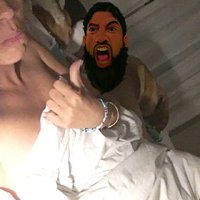 FOTO TRAPELATE