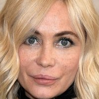 Emmanuelle Béart Nude
