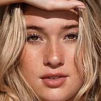 Kayla Azjones Nude